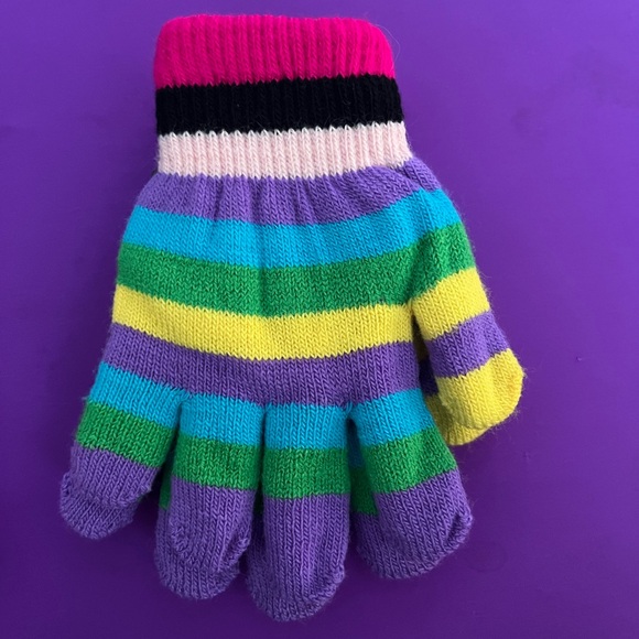 Youth girl’s multicolored gloves. Cute and bright colors!! 2 pairs. NWT. - Picture 5 of 11